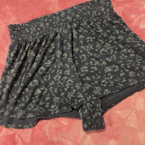 Gapbody Blue Casual Spring Lounge Floral Shorts Size Medium - Picture 4 of 7